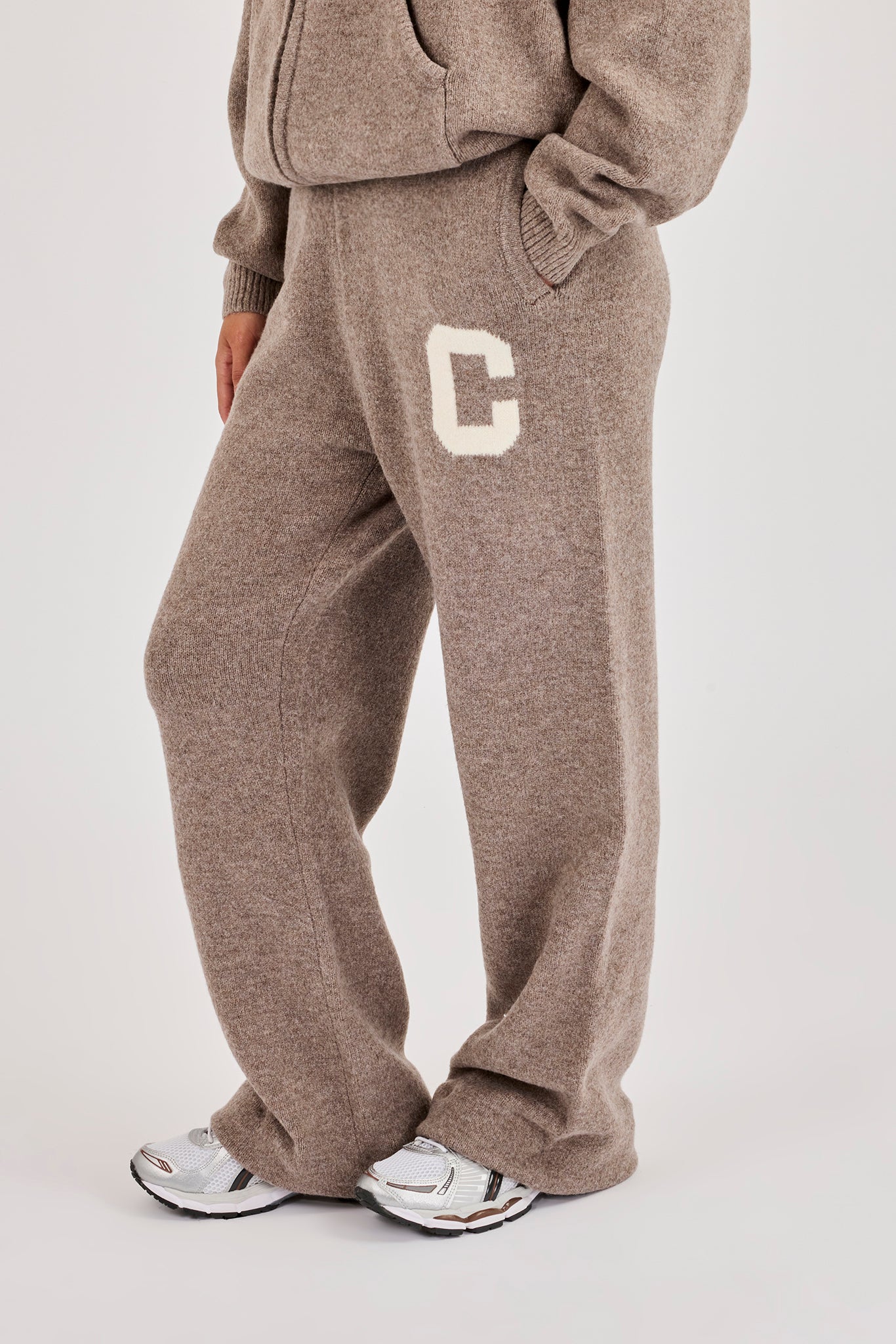 Wide Leg Knitted Jogger - Taupe
